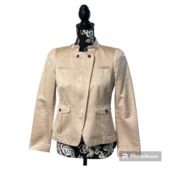 Banana Republic Military Tailored Blazer Size 4P - Picture 2 of 10